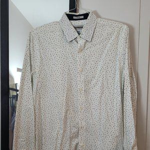 Express Medium Fitted Button-Down Shirt